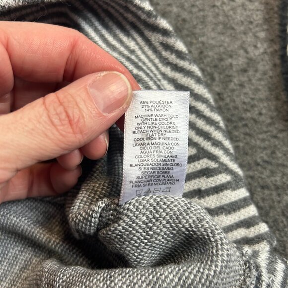 Ellen Tracy Gray/White Striped Pullover LS‎ Sweater Top, Size M - Picture 4 of 11